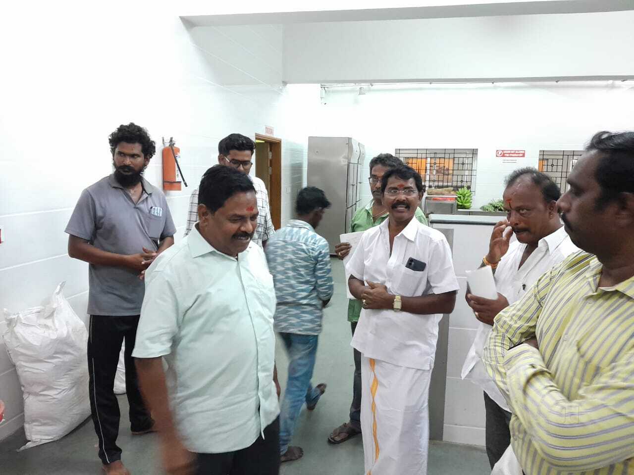 Top Non Veg Caterers Upto 2000 Persons in Punjai Puliampatti