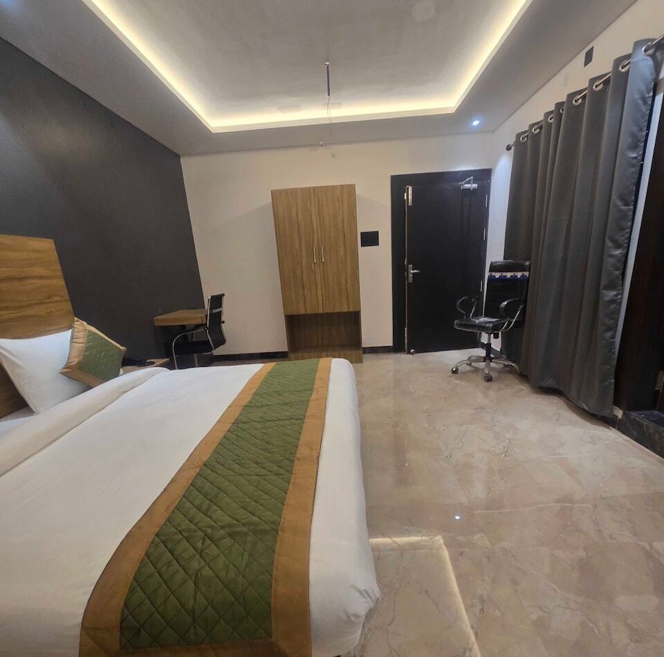 OYO Rooms in Padri Bazar, Gorakhpur - OYO Hotels Bookings - Justdial