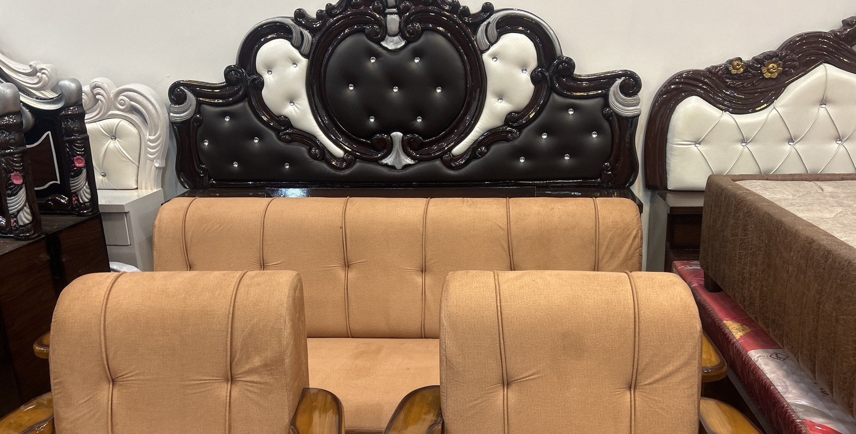 のん Top Double Bed Wholesalers in Gorakhpur near me - Justdial