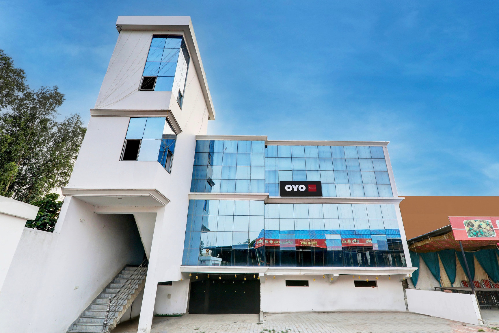 OYO Rooms in Padri Bazar, Gorakhpur - OYO Hotels Bookings - Justdial