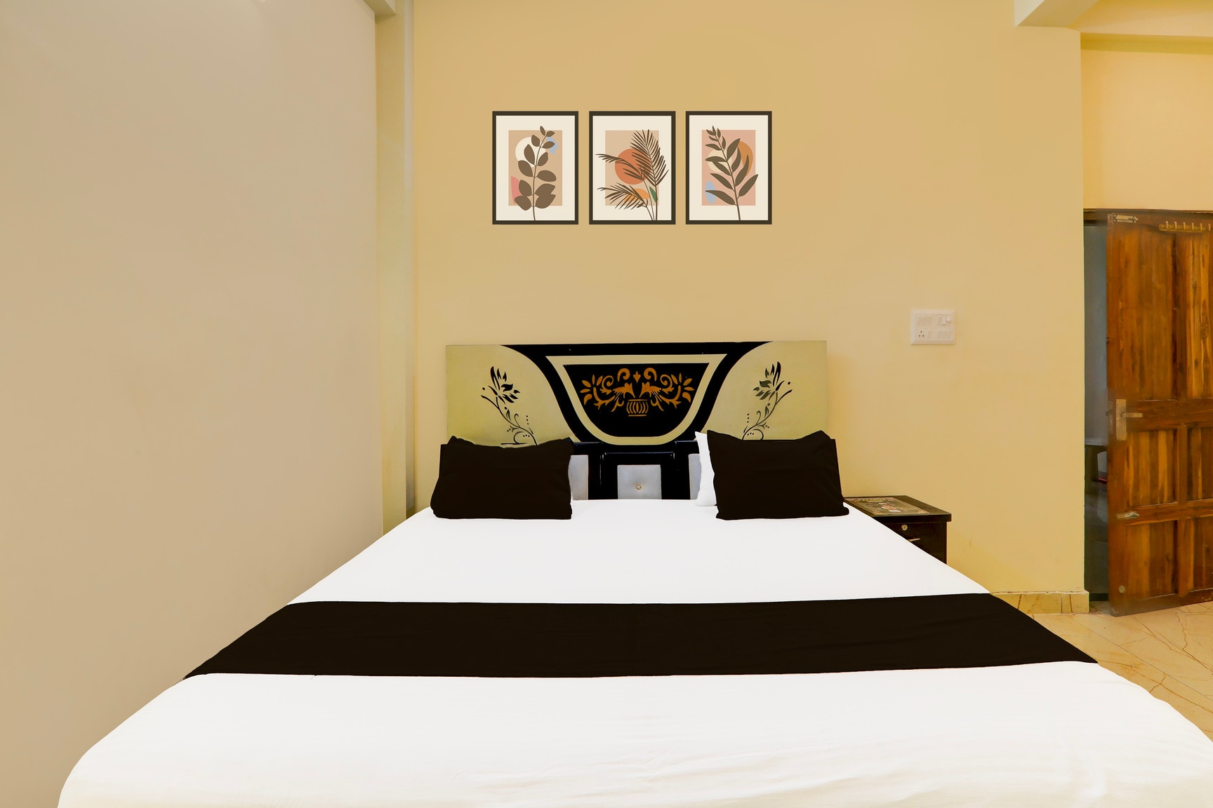 OYO Rooms in Khorabar, Gorakhpur - OYO Hotels Bookings - Justdial