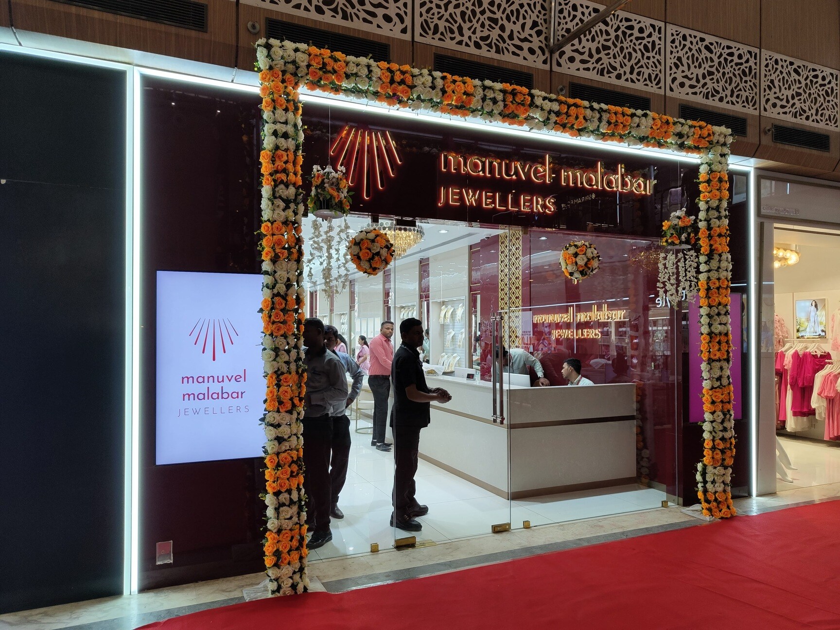 Malabar jewellers pitampura clearance