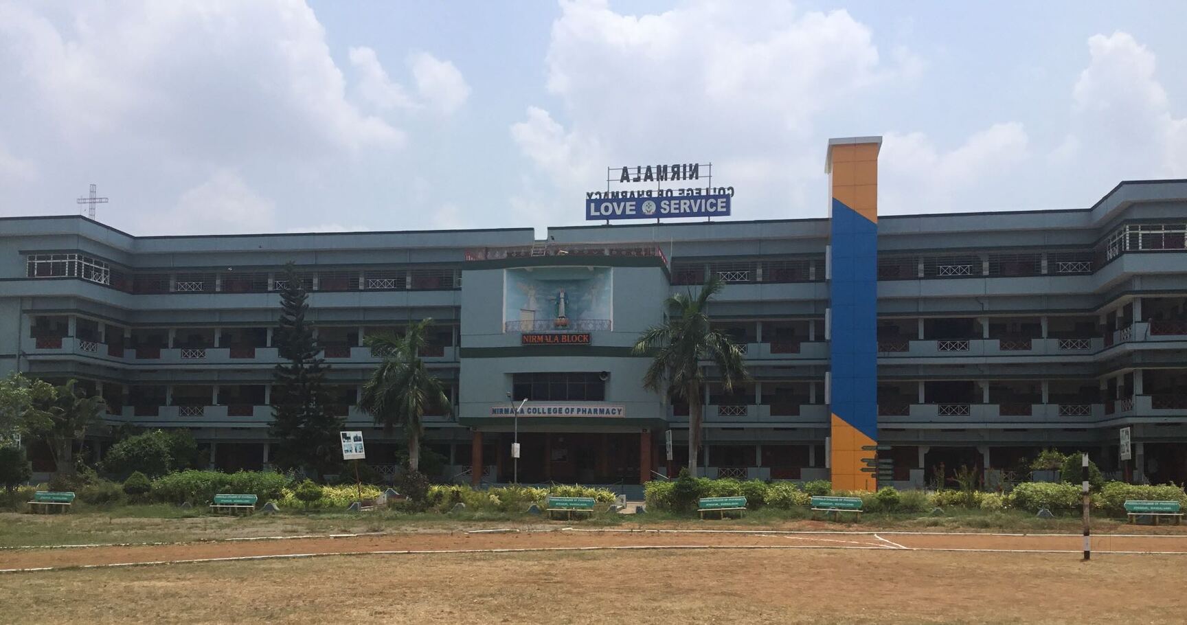 Nirmala College of Pharmacy Campus