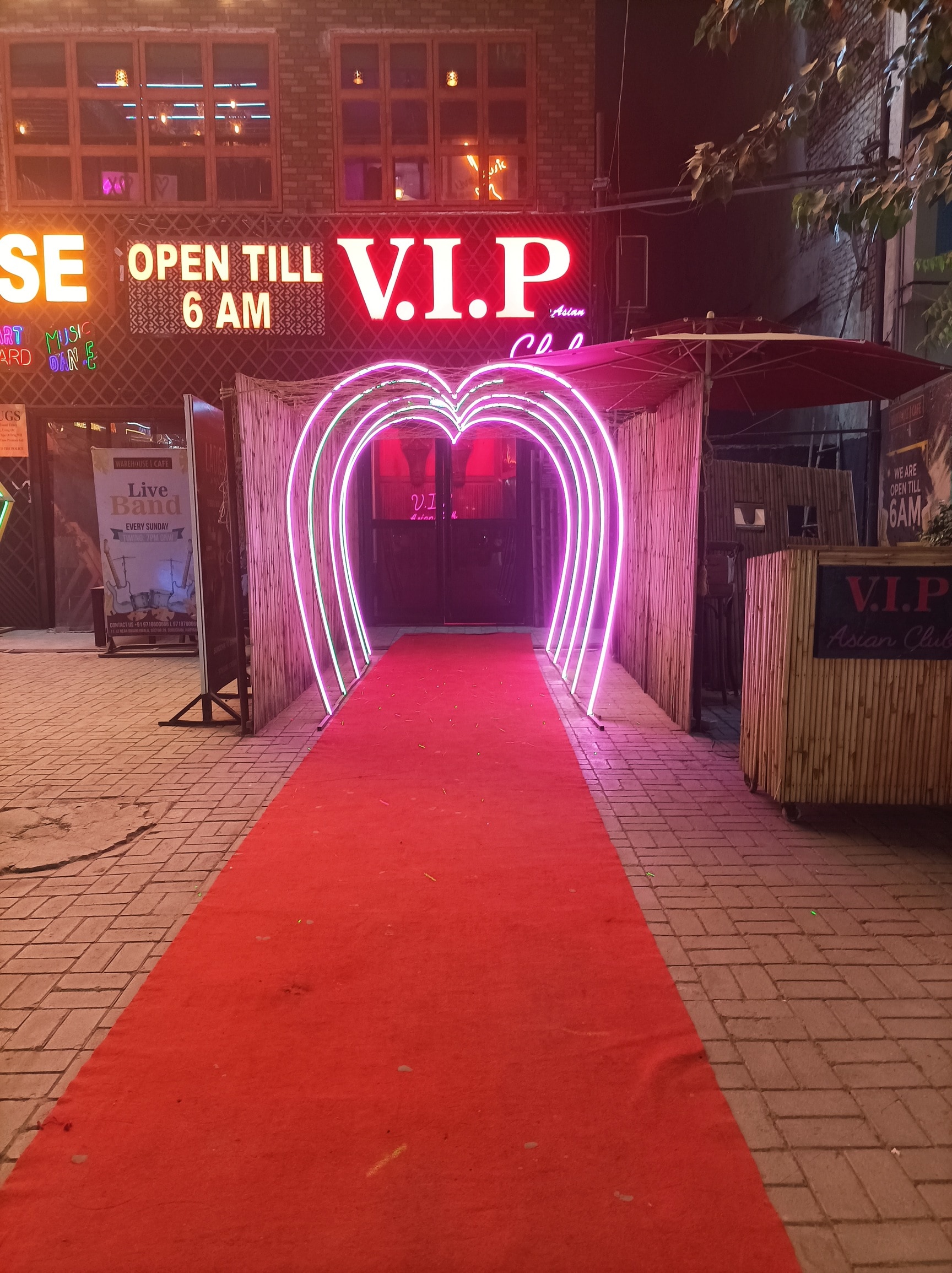 Vip Asian Club in Gurgaon Sector 31,Gurgaon - Best Night Clubs near me in  Gurgaon - Justdial