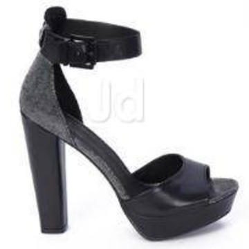 Catalogue - Brooks Brothers Group Inc (Ambience Mall) in Gurgaon