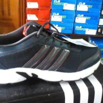Top Shoe Dealers in Hindaun - Best Footwear Dealers near me - Justdial
