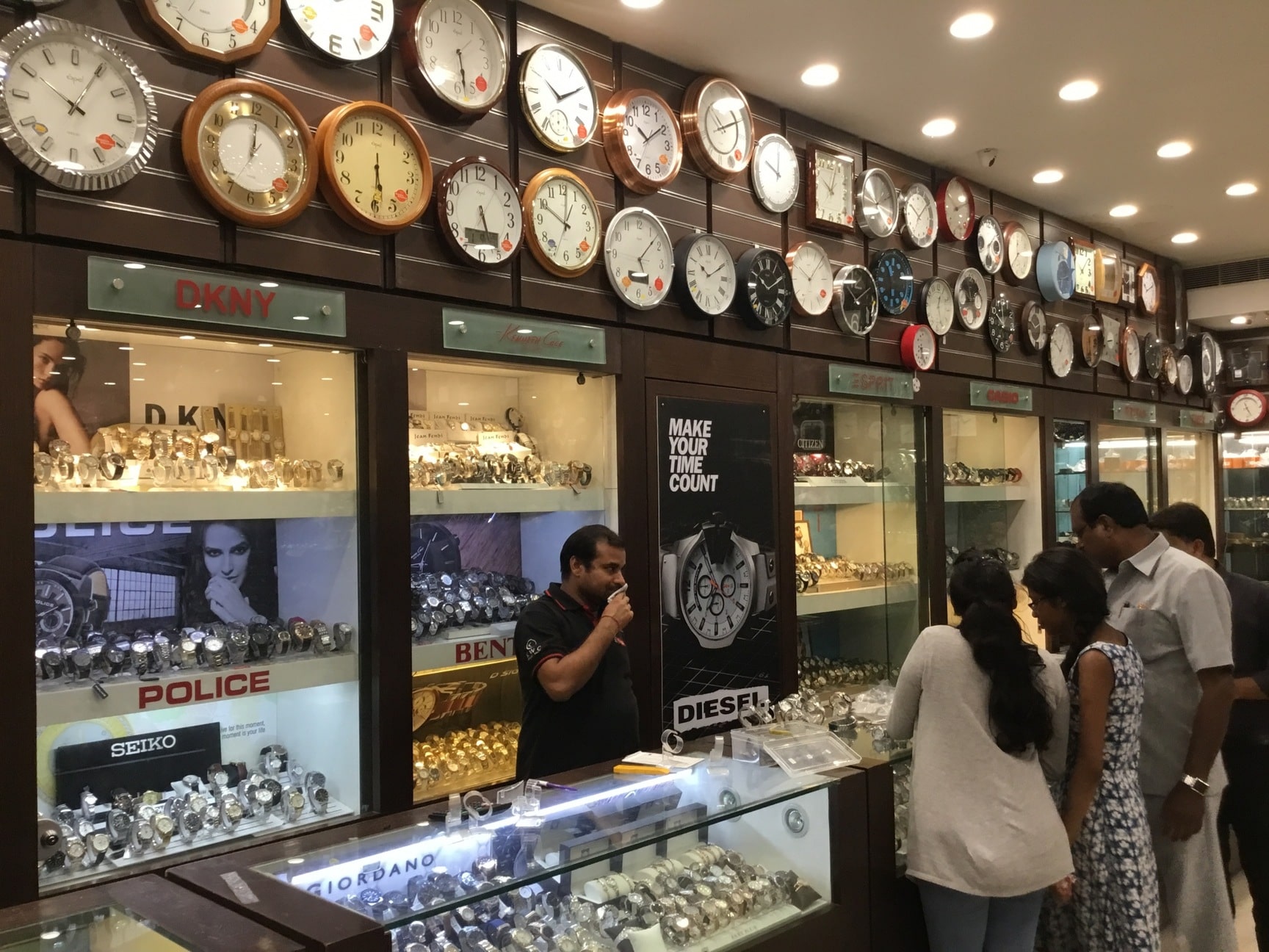 Kamal watches abids sale
