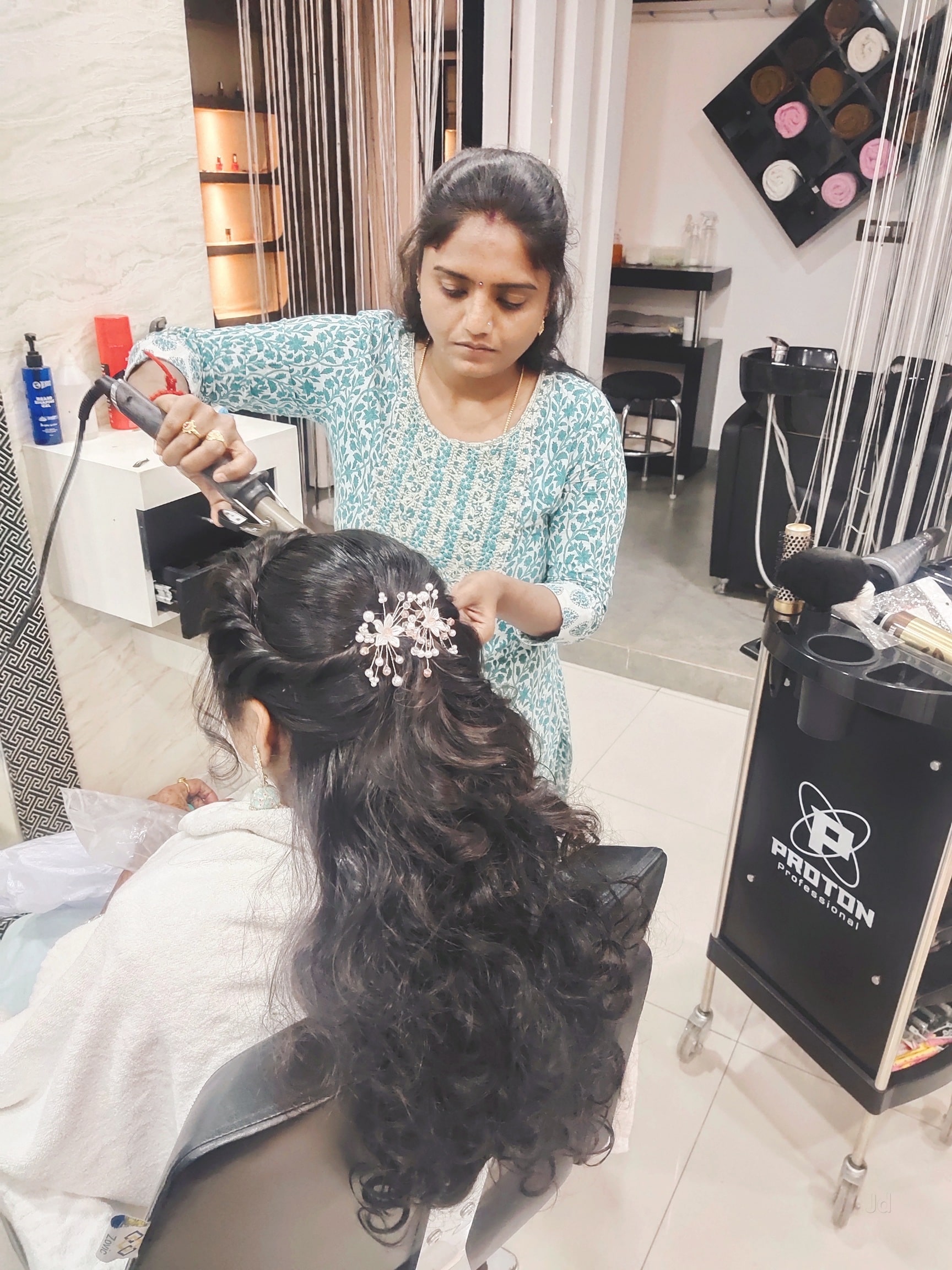 Top Hair Spas For Beard Styling in Karmanghat - Best Hair Spas For