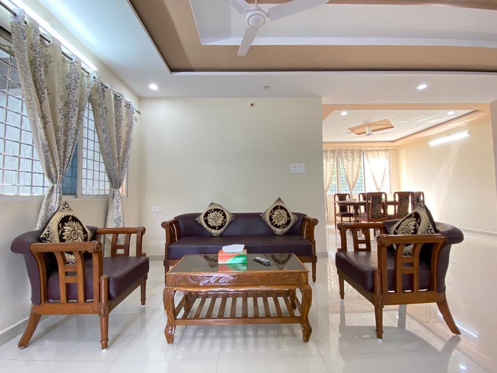 Book Rr Next Service Apartments in Banjara Hills,Hyderabad - Best