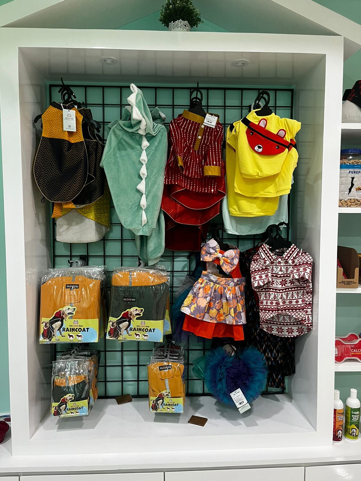 Pet clothes store near me best sale