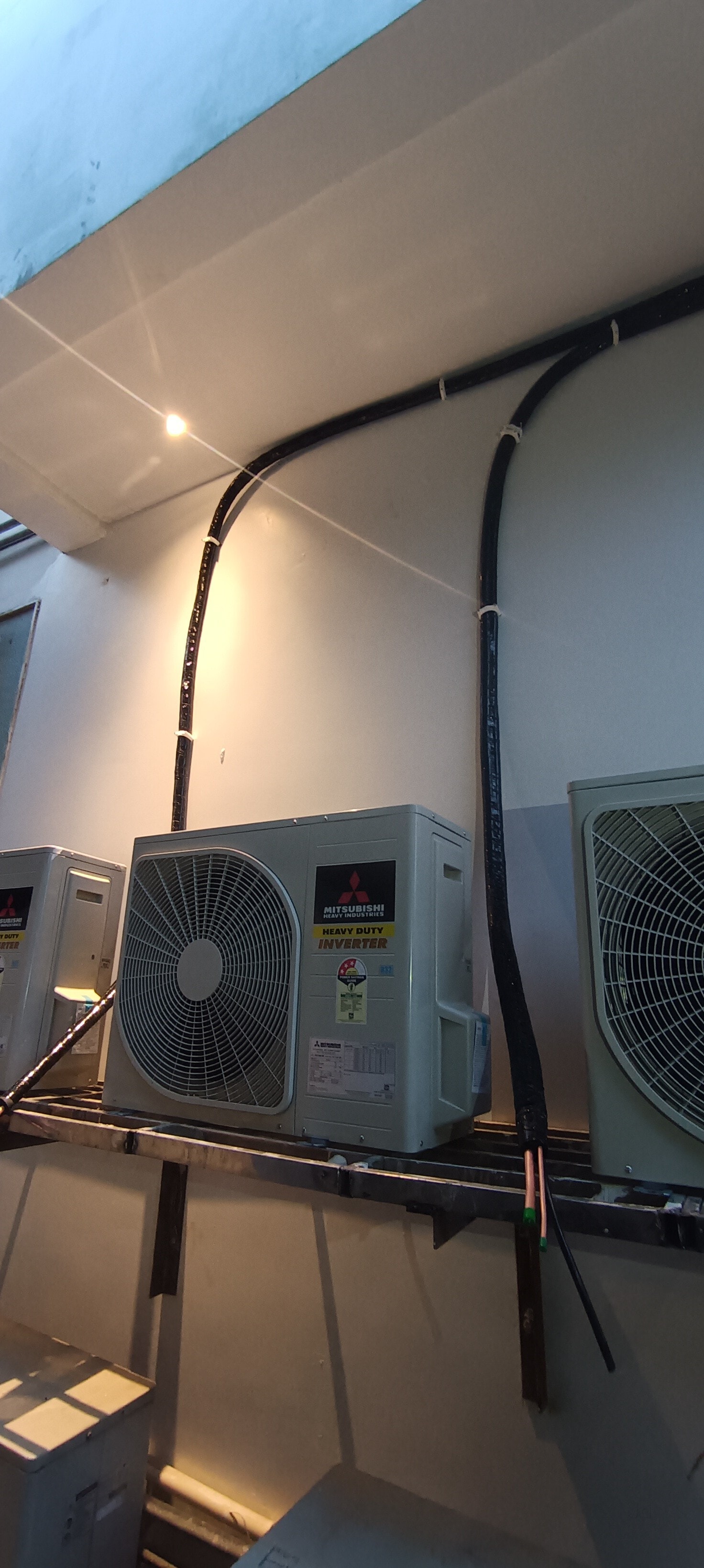 urbanclap ac fitting