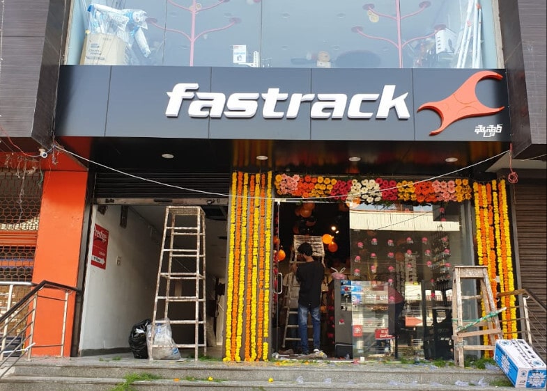 Fastrack showroom in attapur store