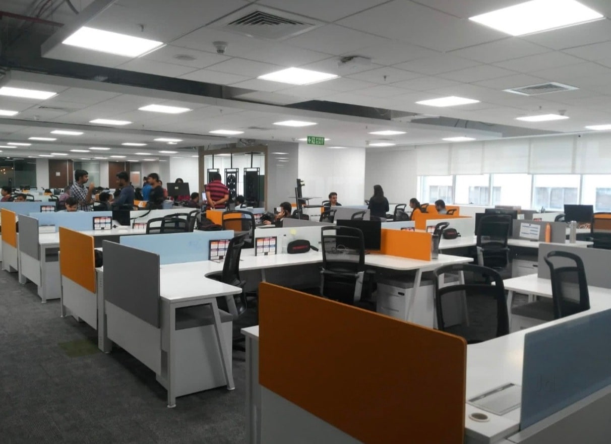 Second hand furniture buyers in Noida Delhi NCR
