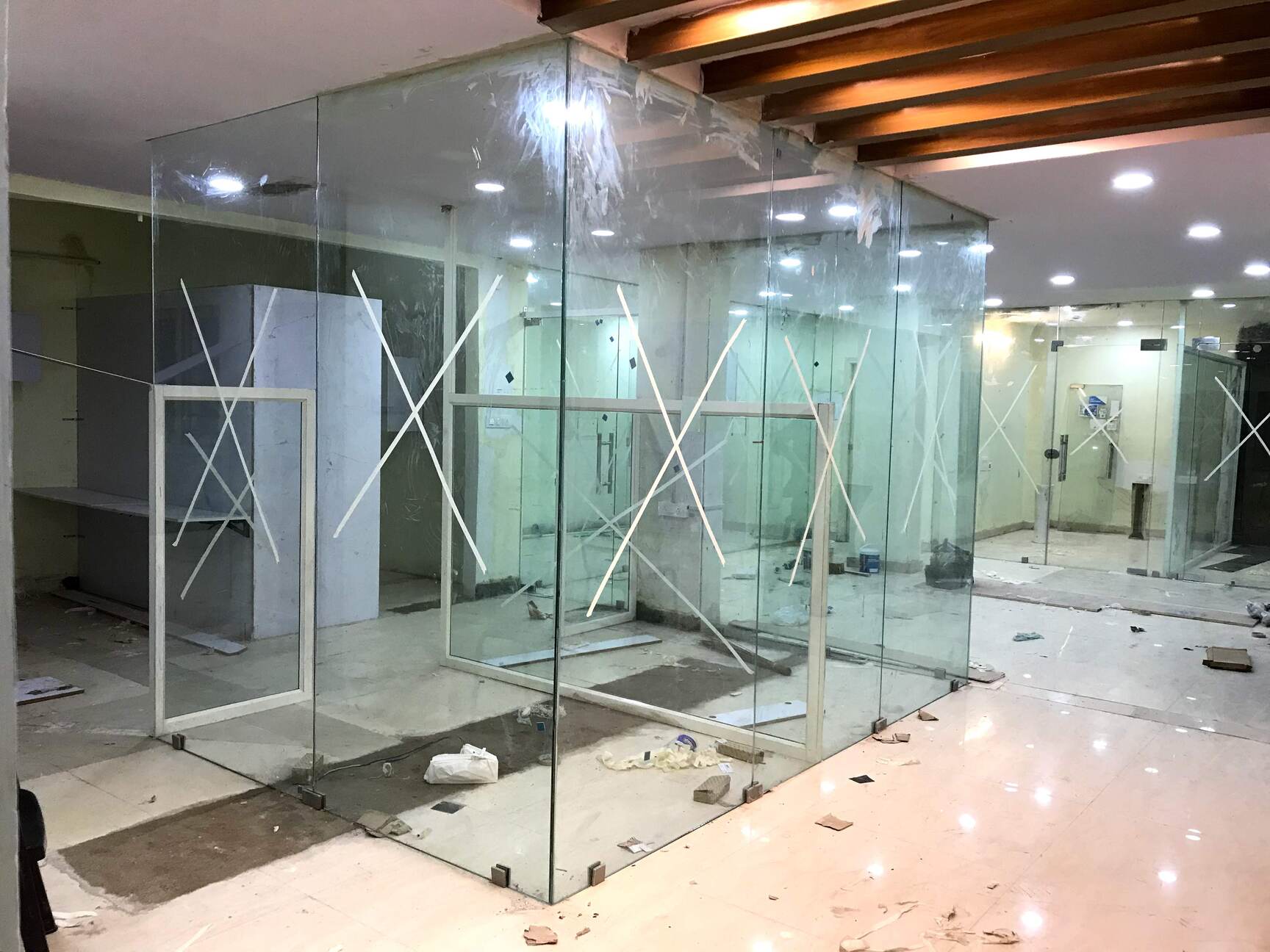 Modern glass partition installation