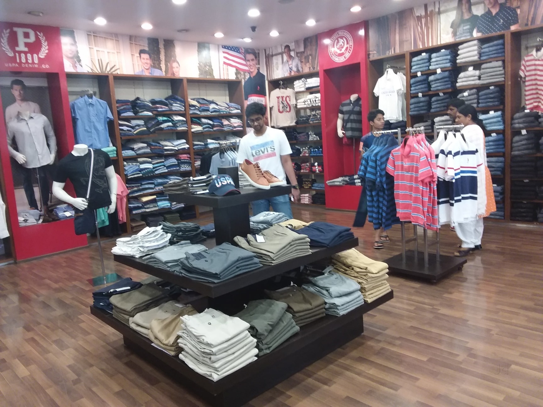 Polo clothing store near me best sale