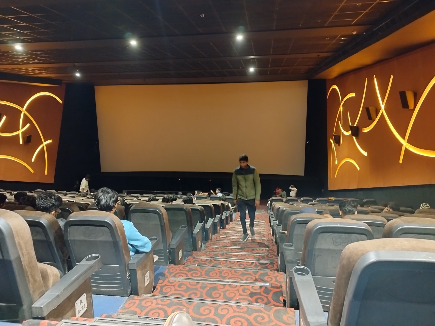 tororo Find list of Asian Cinemas in Ashok Nagar Ramachandra Puram