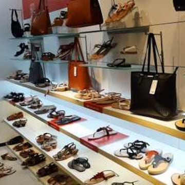 Top Shoe Dealers in Kondapur Best Footwear Dealers Hyderabad Justdial