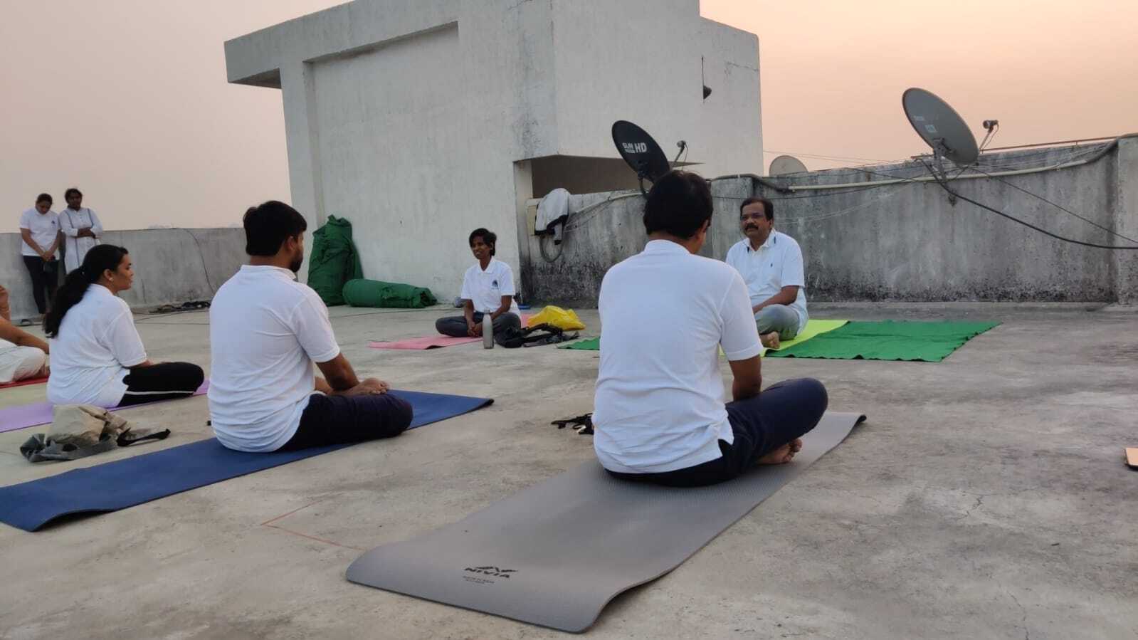 Why Choose a Weekend Yoga Workshop