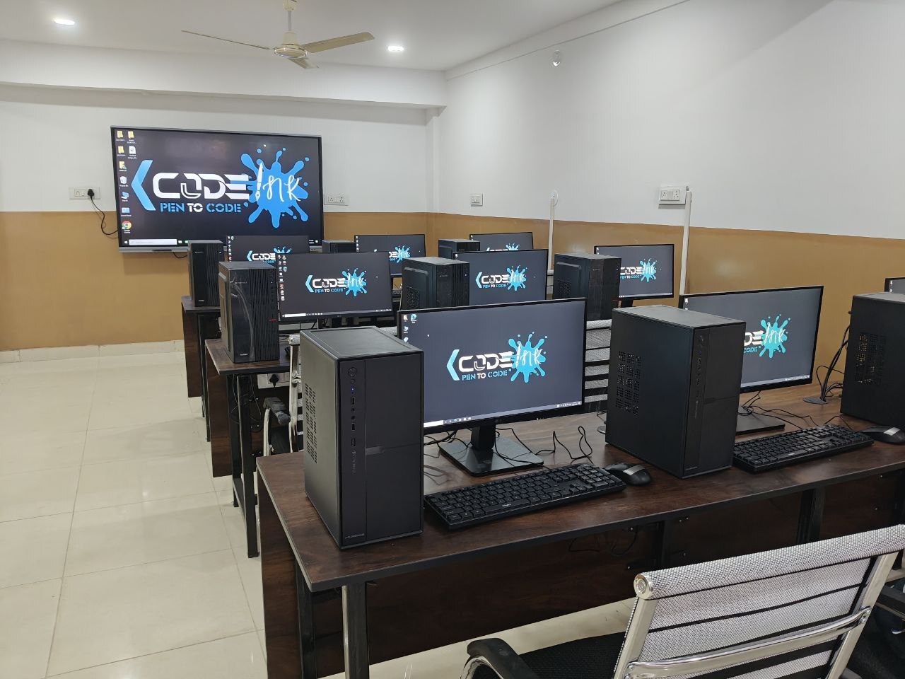 Top Computer Training Institutes For Women in Hasthinapuram South