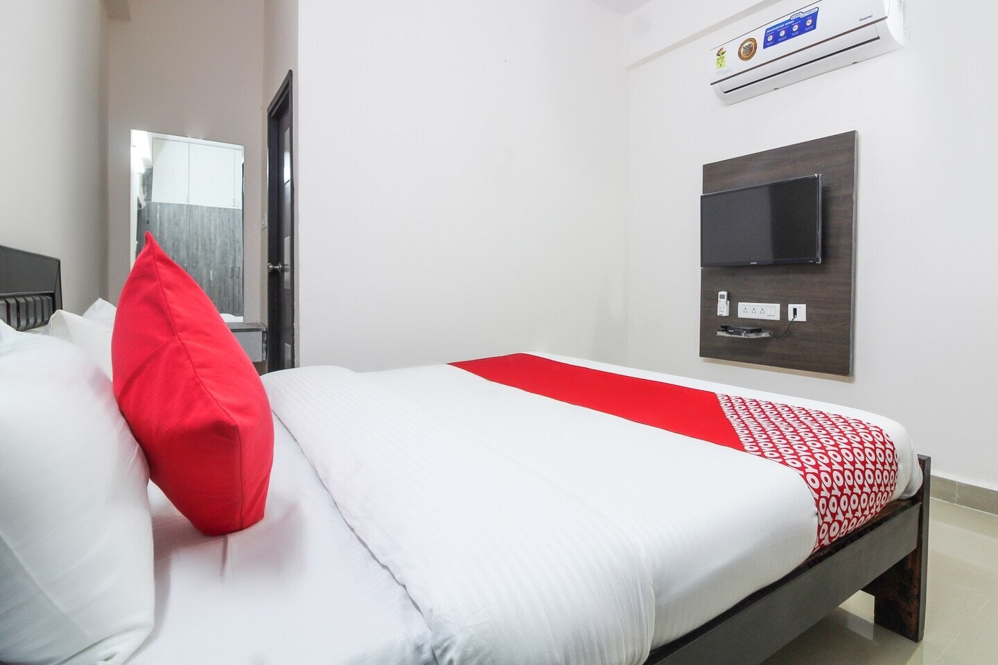 OYO Rooms in Cci Tandur, Rangareddy - OYO Hotels Bookings - Justdial
