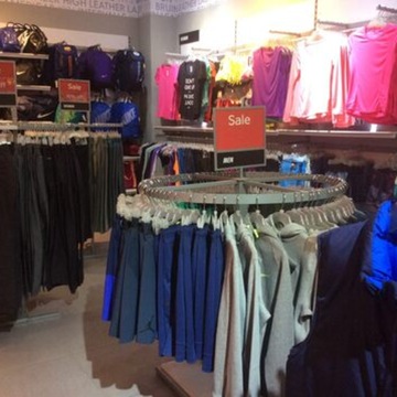 nike factory outlet ameerpet