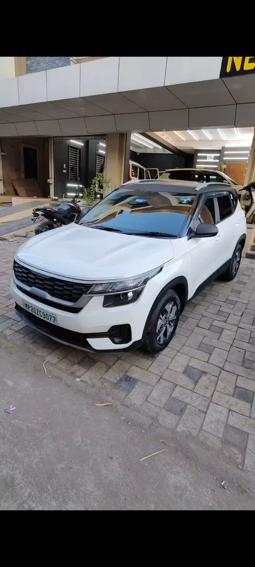 Car Jewellers in Satya Sai,Indore Best Car Accessory Dealers in