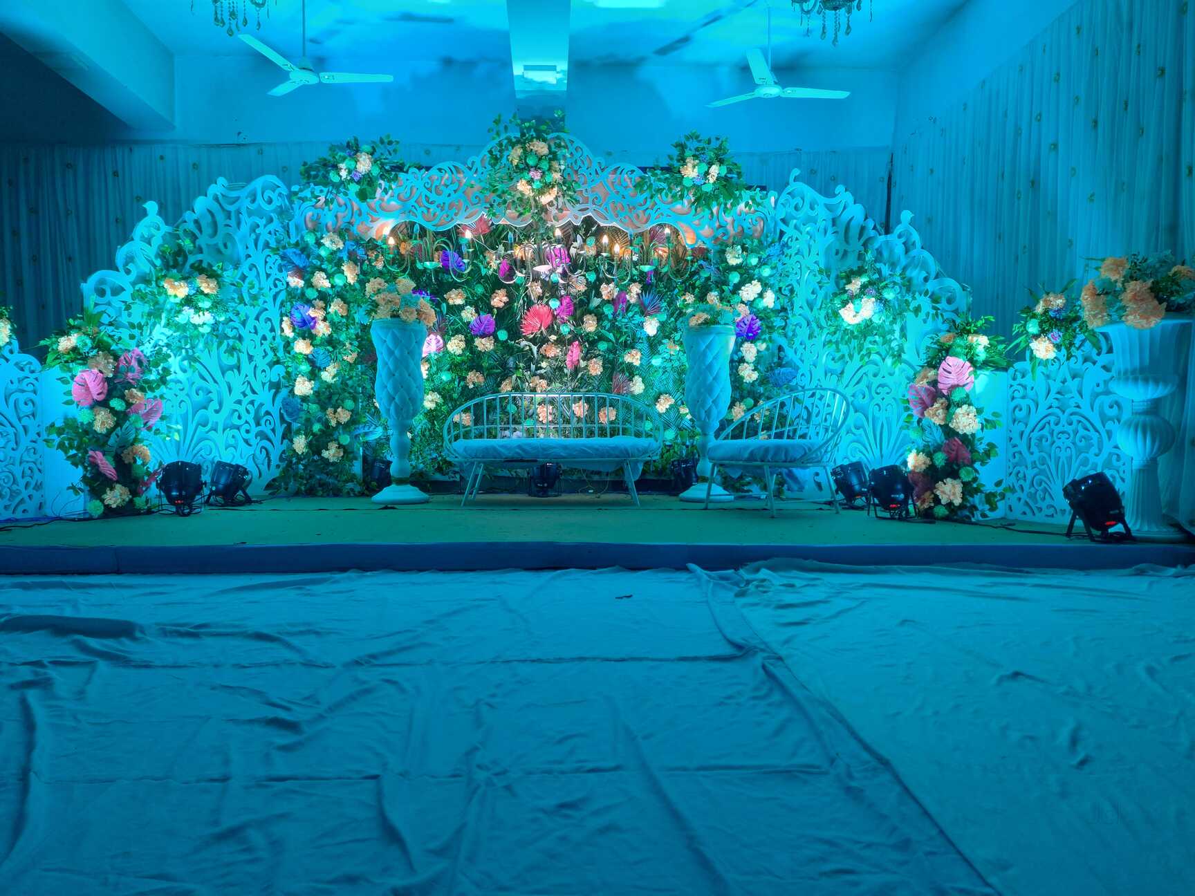 Alamdar Lighting & Decorati..