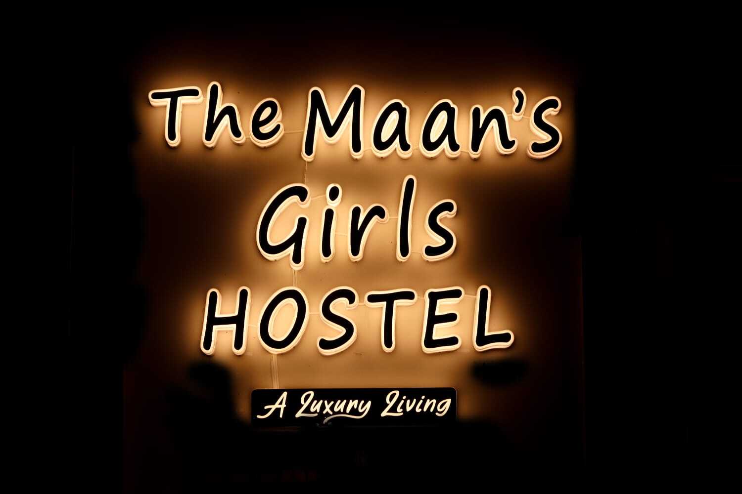 The Maans Girls Hostel A Lu..