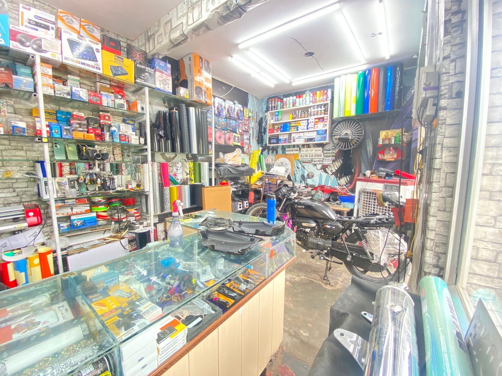Car Accessory Shop Near Me Top Maruti Suzuki Car Accessory Dealers