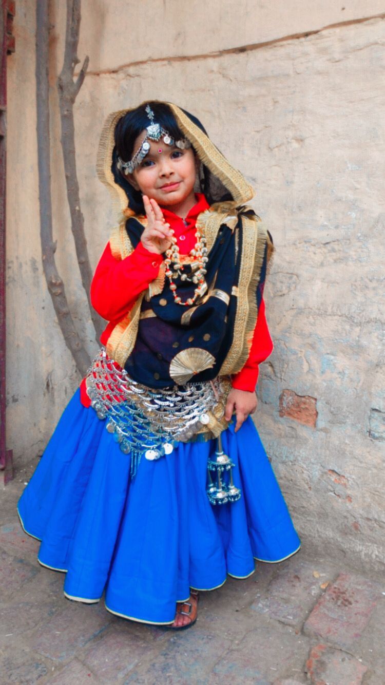 knee length dresses for ladies Haryana State Traditional Thel Costume for Girls and Women Rent / 10-12 Years