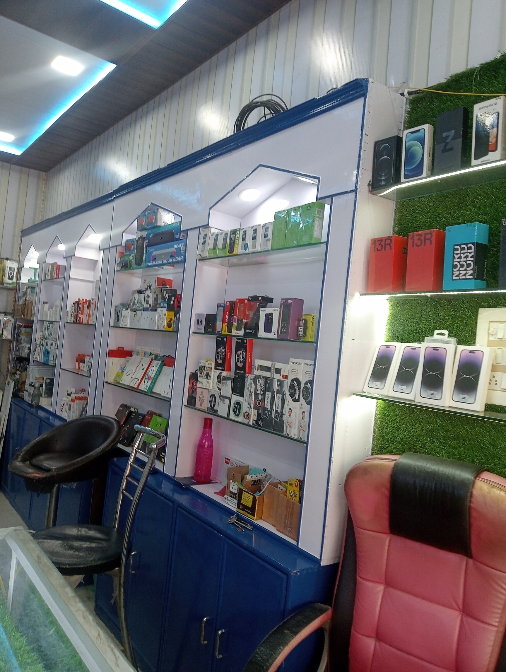 Top Second Hand Mobile Phone Dealers Redmi in Mukherjee Nagar