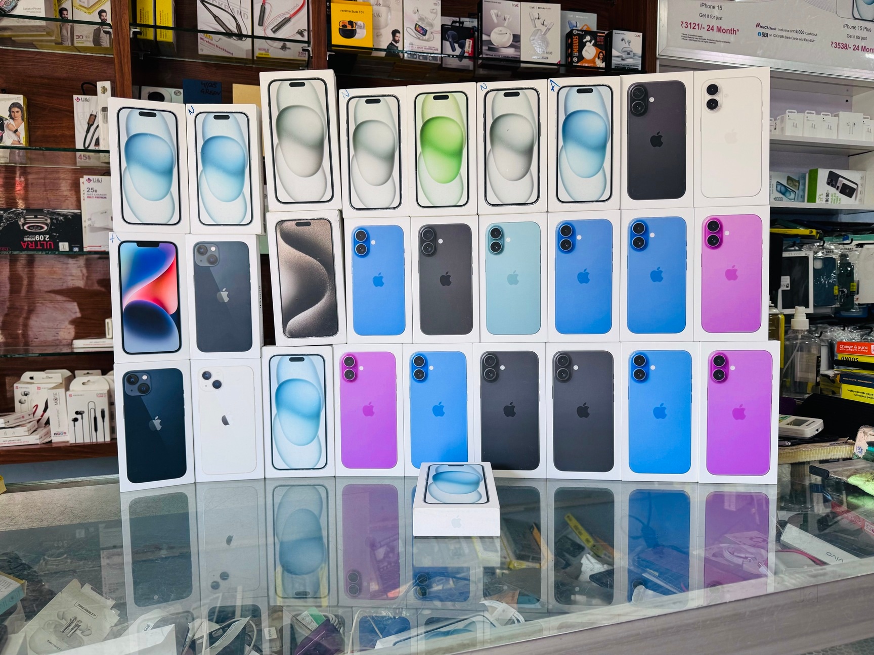 Maa Jahu Mobile Shop