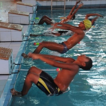 Top Swimming Classes For Children in Karachi Khana - Best Swimming Classes  For Kids Kanpur near me - Justdial
