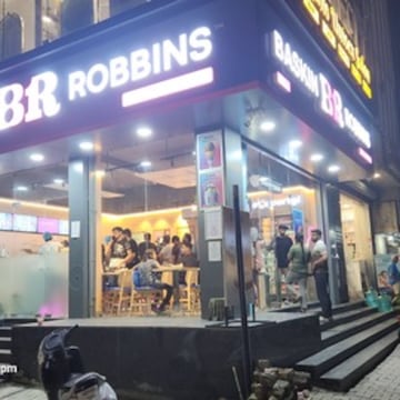 https://content.jdmagicbox.com/v2/comp/karnal/k3/9999px184.x184.240927111609.u1k3/catalogue/baskin-robbins-ice-cream-desserts-model-town-karnal-ice-cream-parlours-n6sgr12k3h-250.jpg
