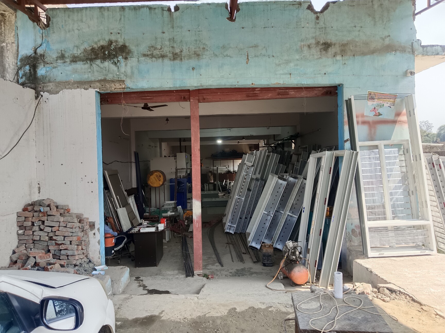 Top Japani Door Frame Dealers in Shahjahanpur near me - Justdial