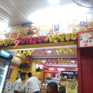 SFC Fried Chicken in kochi fort,Kochi - Order Food Online - Best