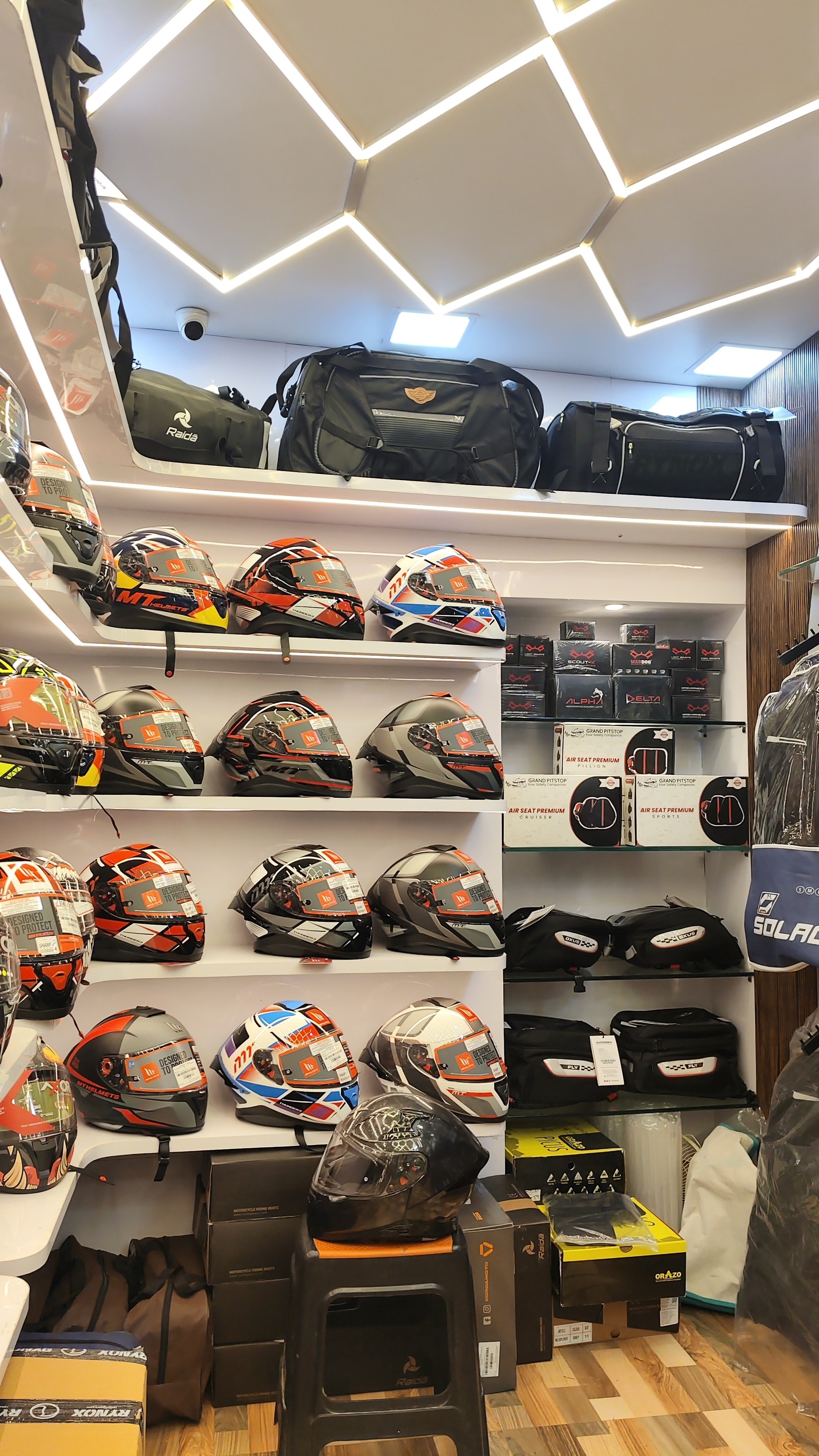 best cool motorcycle helmets RUANLOV FRP Full Face Helmet - Integrated Motorcycle Shop ICON Helmets - Color:Blue Baca $0-$100