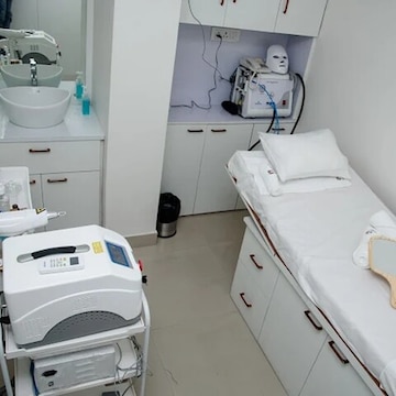 glutathione treatment in kolkata Injection West Bengal At Best Price Glutathione for Skin Brightening: Does