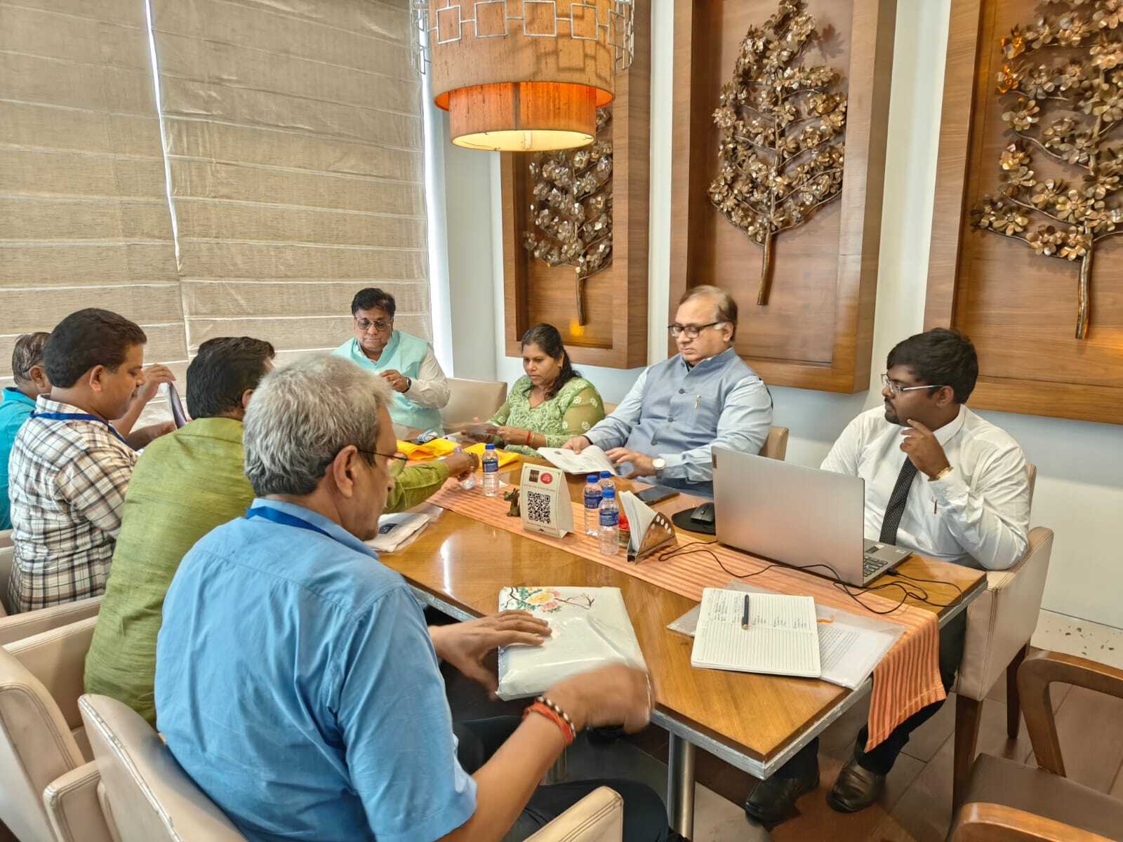 https://content.jdmagicbox.com/v2/comp/kolkata/x9/033pxx33.xx33.230729081239.n7x9/catalogue/p-c-a-group-ballygunge-kolkata-tax-consultants-b1xsmdmffz.jpg