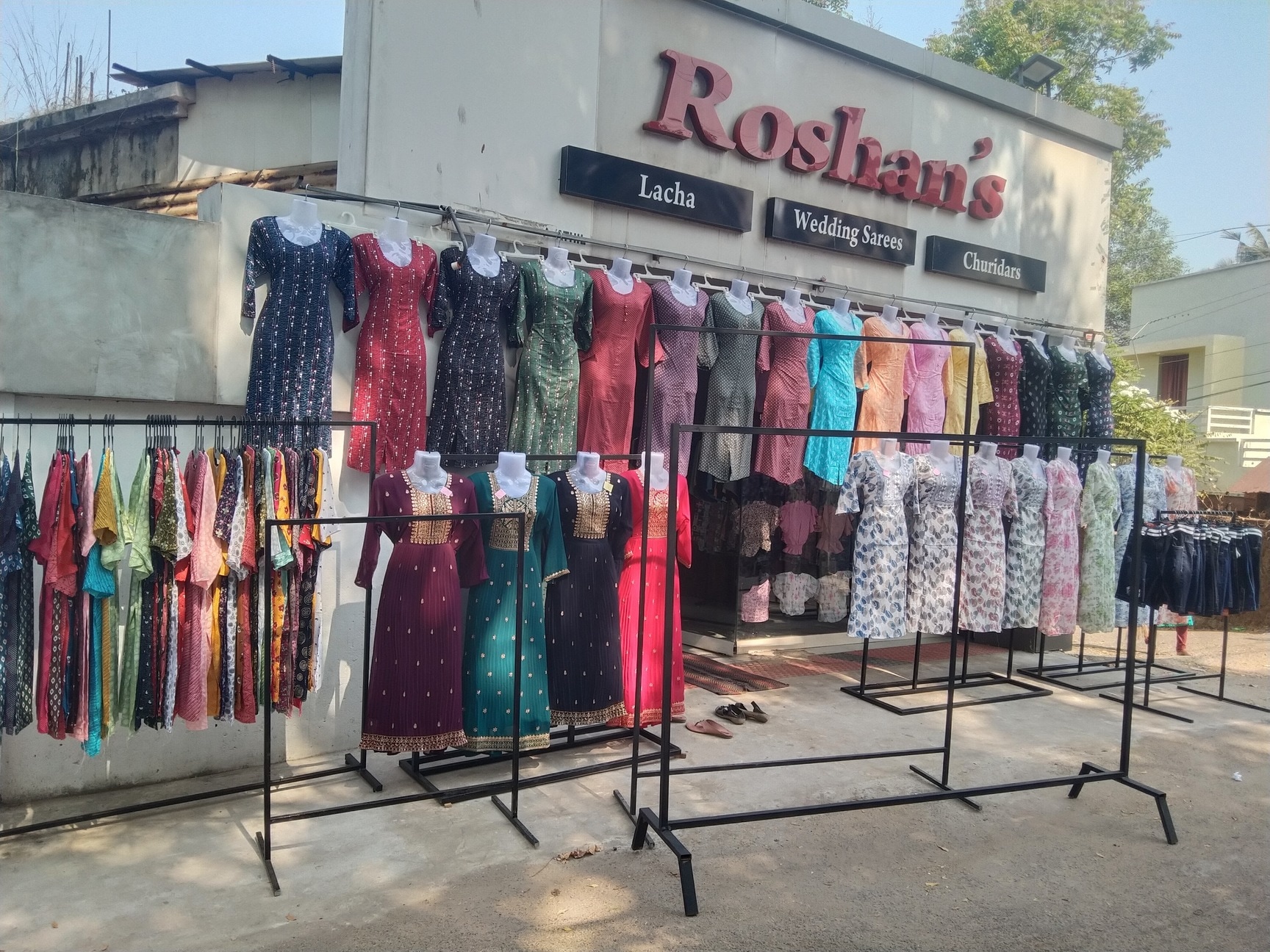 店舗用品 Roshan K.C. 店舗用品 Roshan K.C. Roshan Super Market in Lajpat Nagar 2,Delhi
