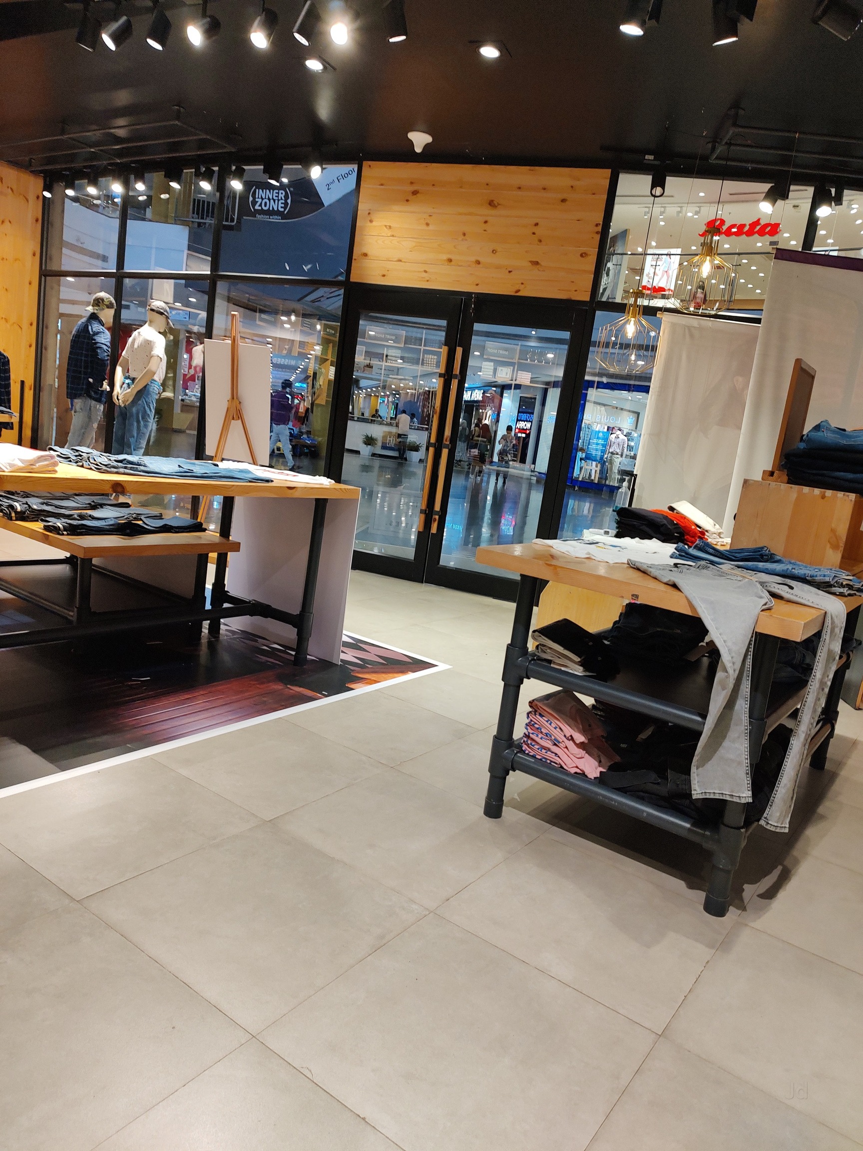 20 Photos of Levis Store Hilite Mall in Eringallur Kozhikode Justdial