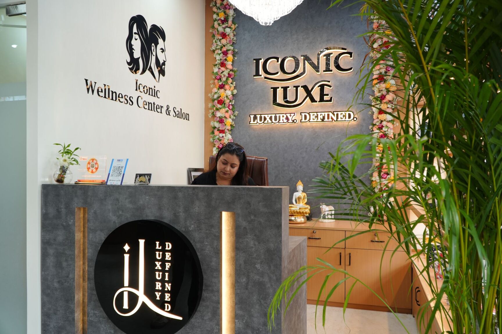 iconic-luxe-salon-vrindavan-