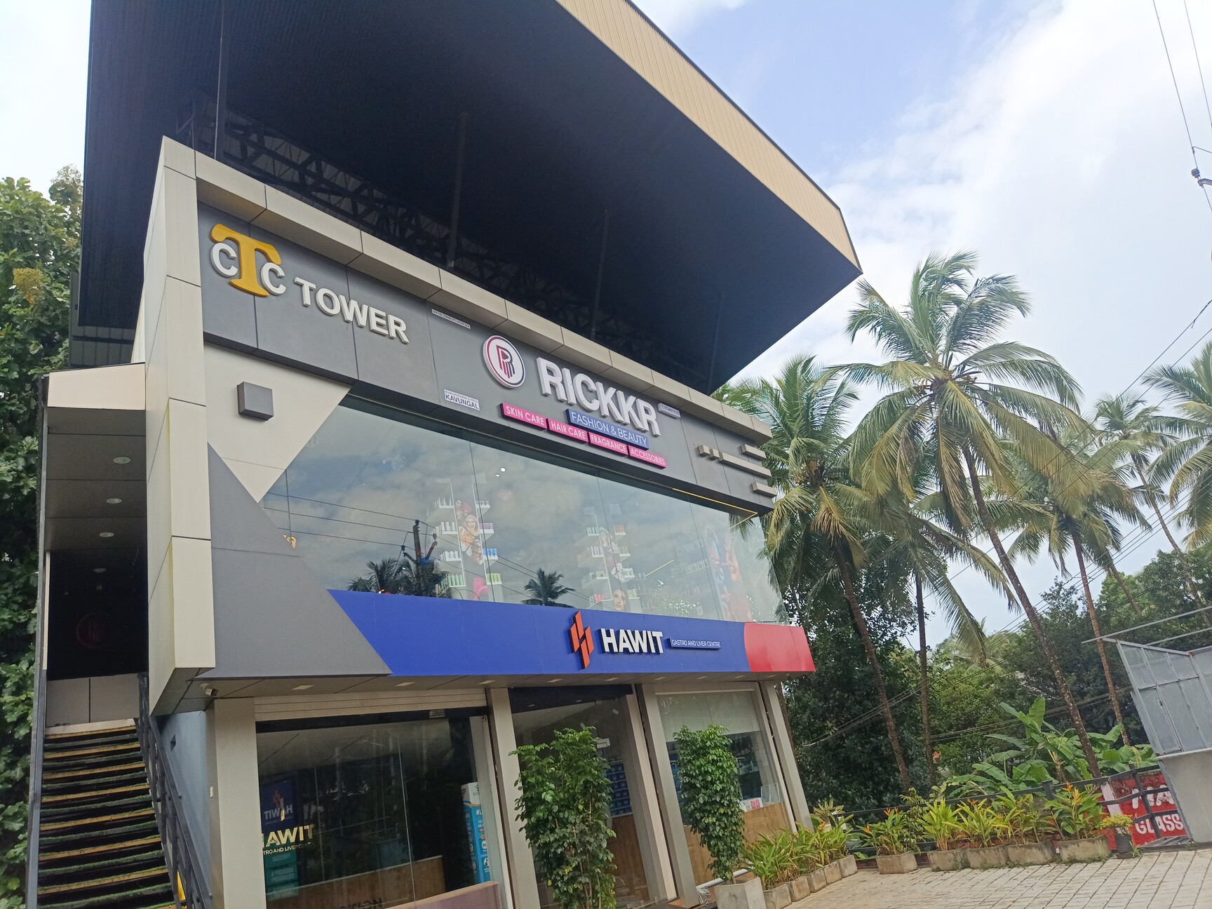 kiri Banjara's Cosmetic Dealers in Kumara Park West, Bangalore