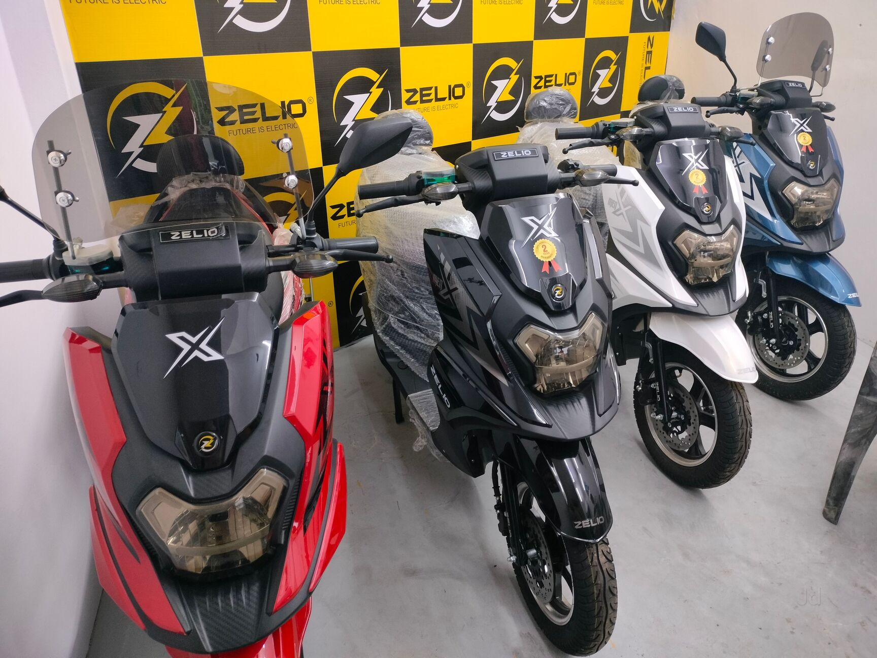 Top Battery Operated Scooter Distributors Zelio in Mau - Best