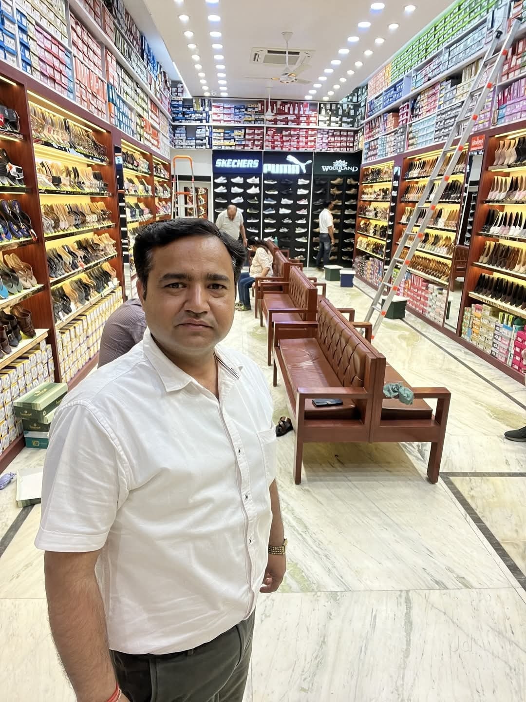 Top Redtape Shoe Wholesalers in Kangra - Best Redtape Shoe