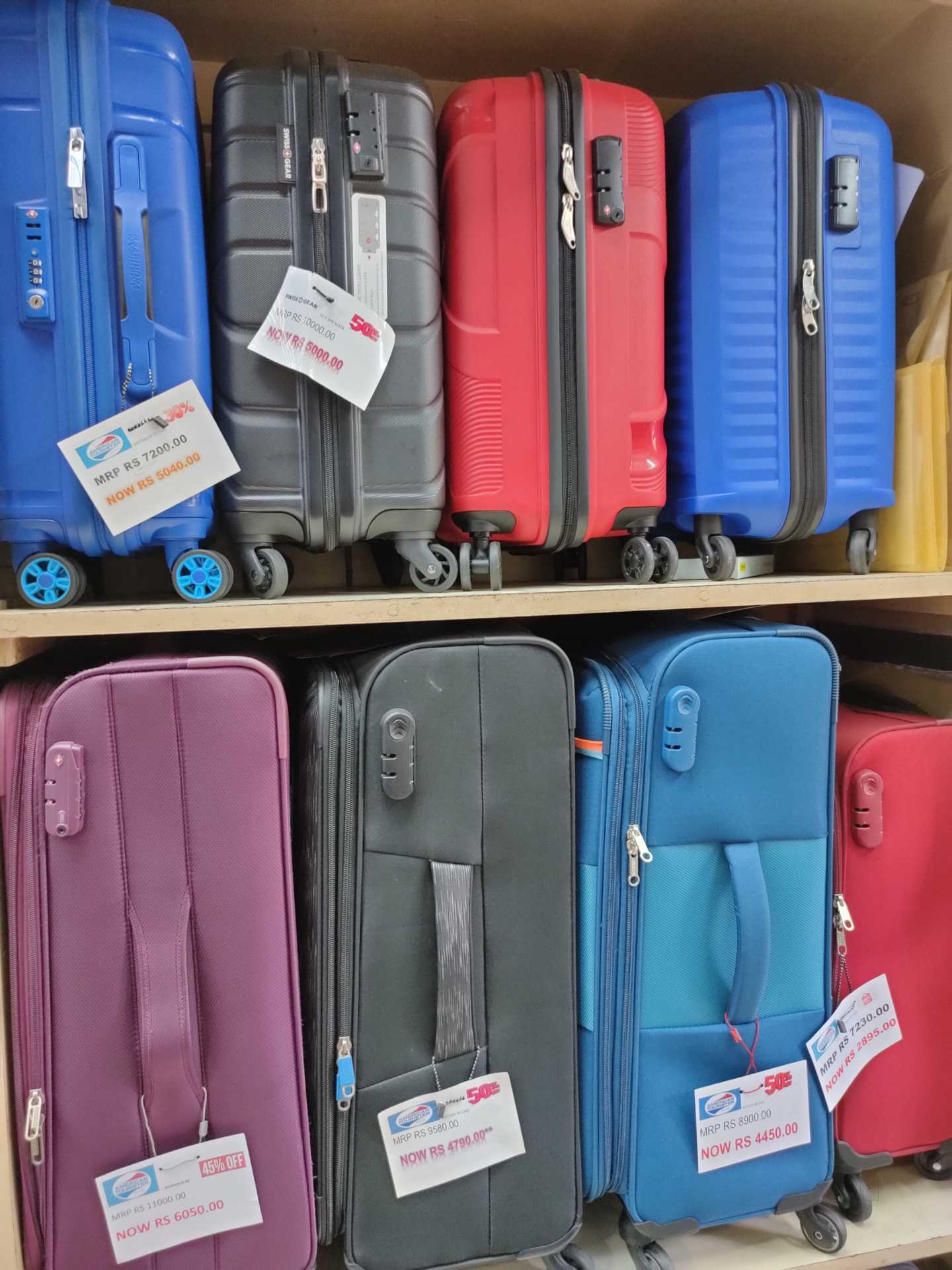 Vijay Novelty Stores in Fort,Mumbai Best SafariBag Dealers in Mumbai