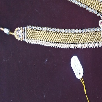Swarna plaza jewellers mulund store