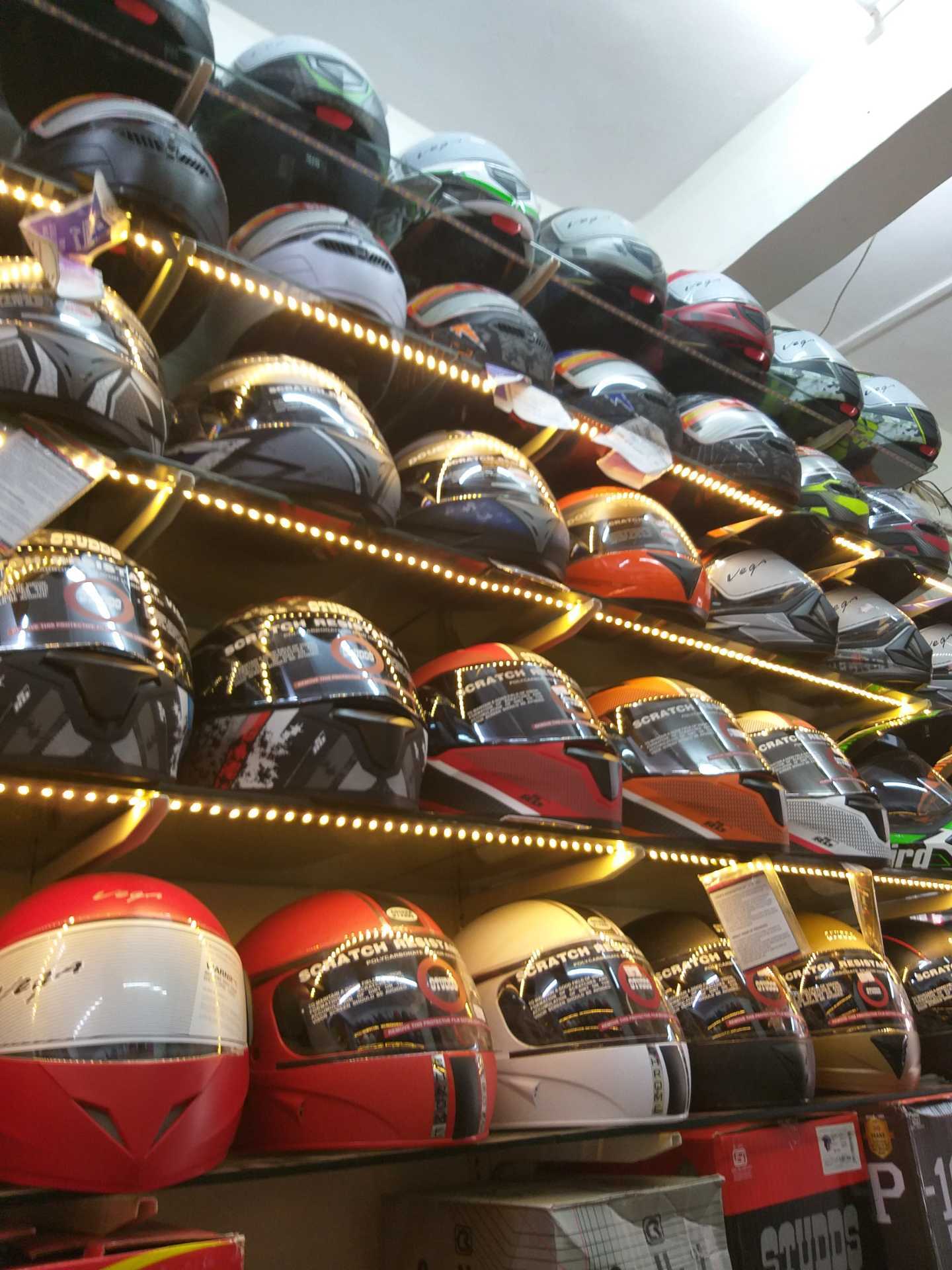 bike helmet yellow Giro Agilis MIPS The days of compromising Globber HELMET MASTER LIGHTS Color:TNF Red/Zinc Grey/Anthracite Grey Werks 7.0