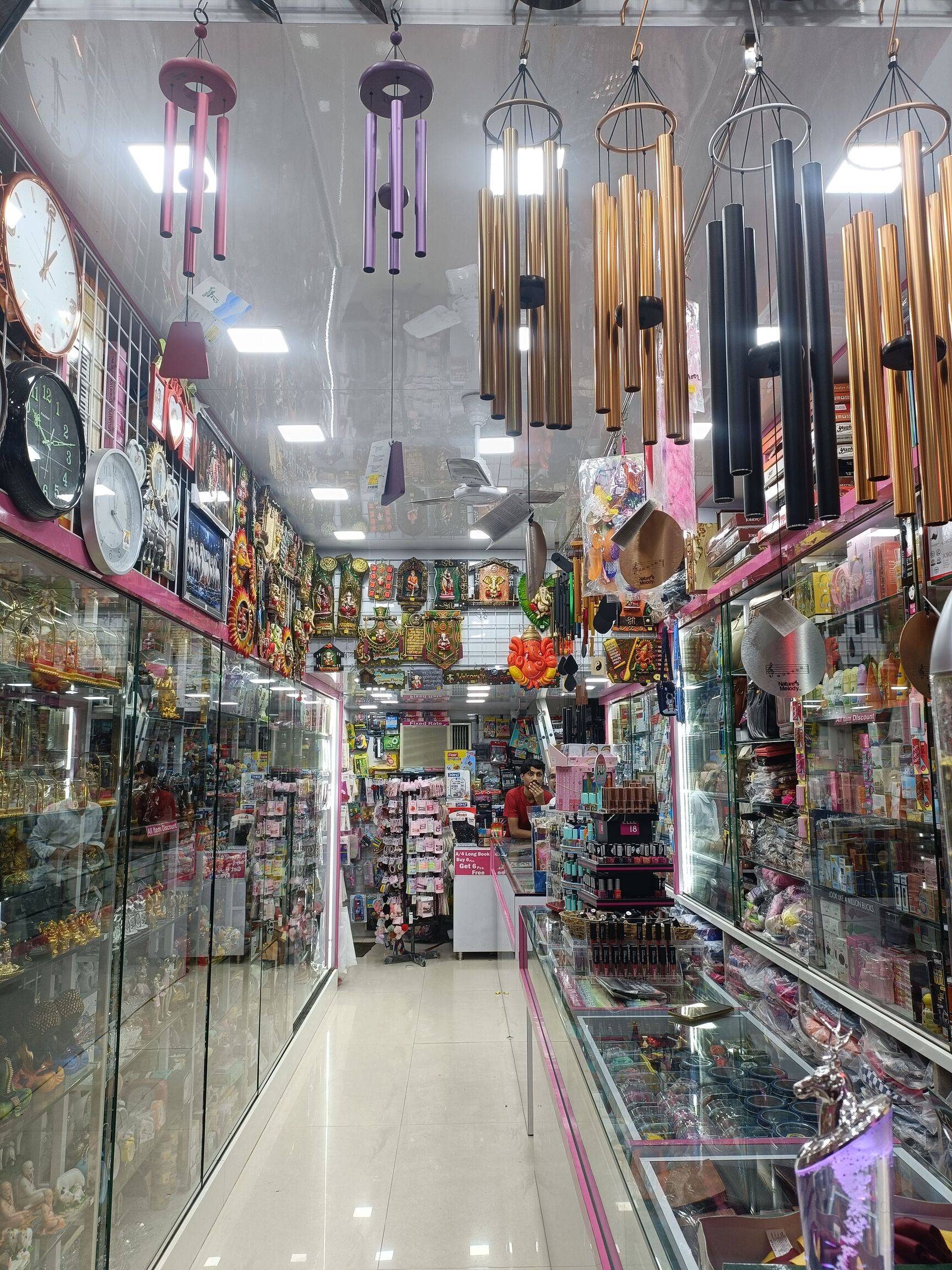 Pink Collection in Borivali East,Mumbai - Best Perfume Dealers