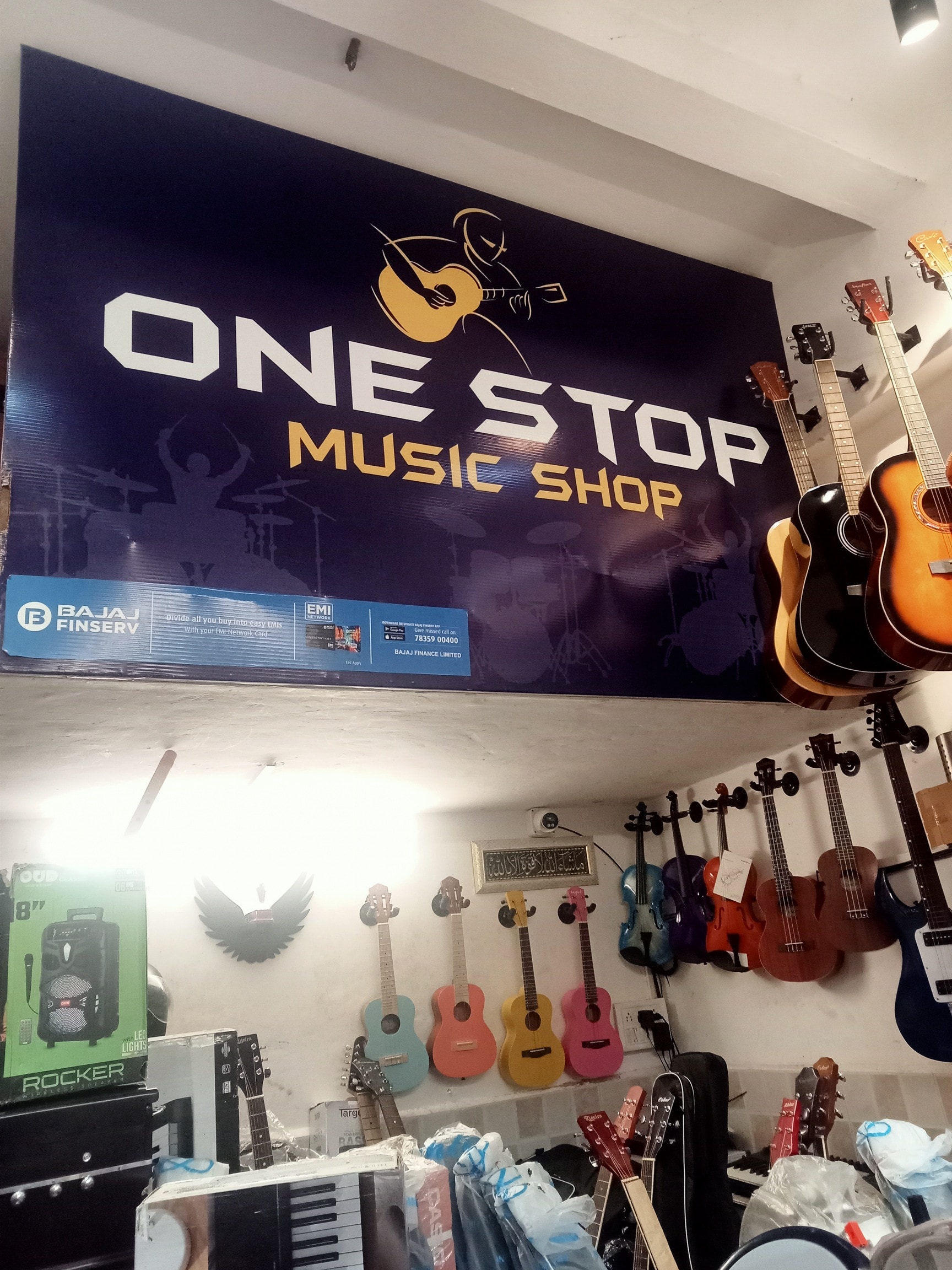Guitar shop in mira road sales